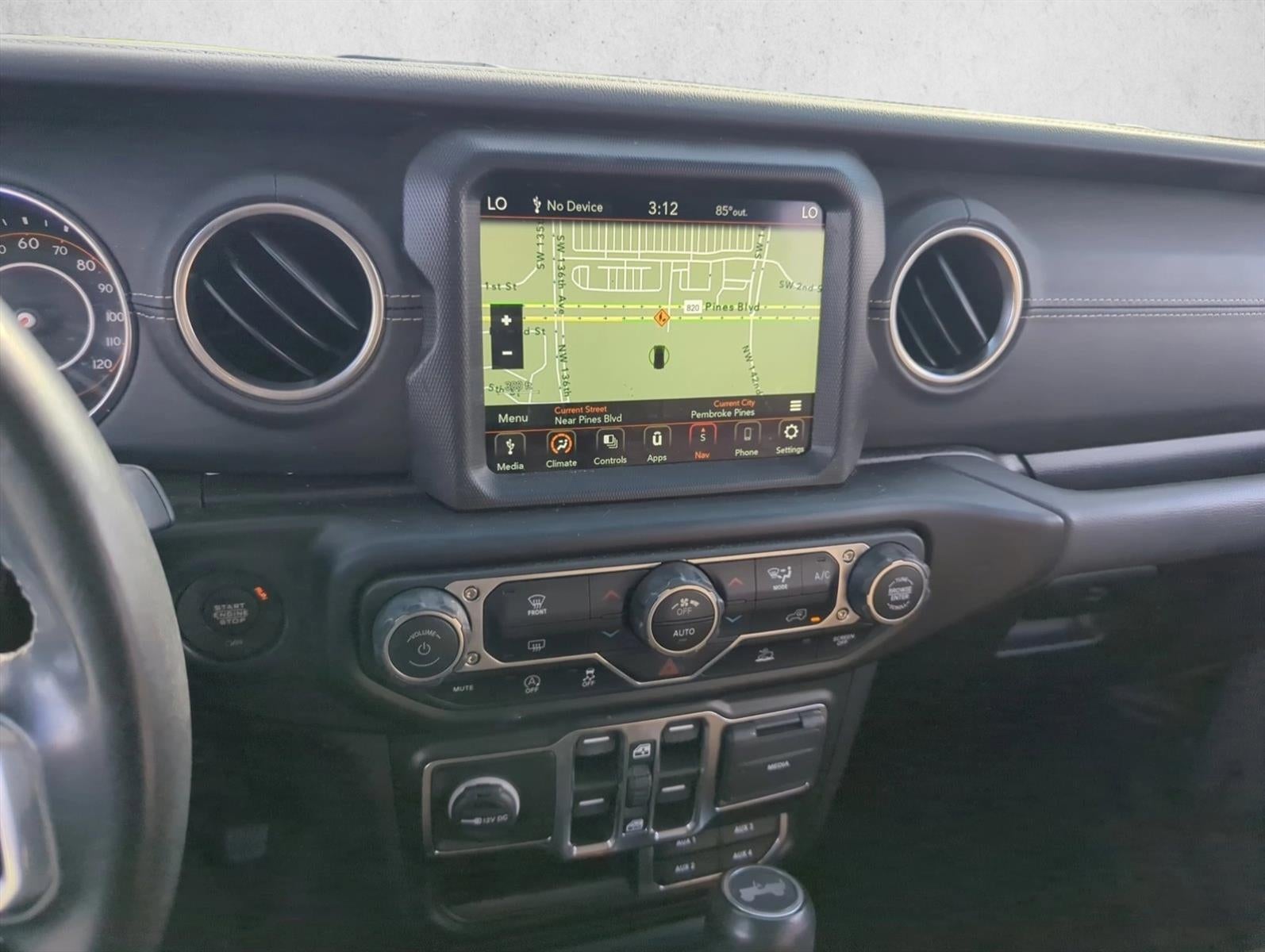 2022 Jeep Wrangler Unlimited Sahara 4x4