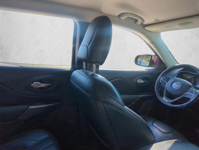 2019 Jeep Cherokee Limited FWD