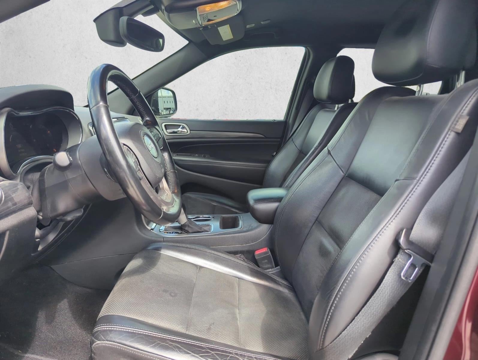 2019 Jeep Grand Cherokee Laredo E 4x2