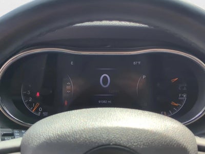 2017 Jeep Grand Cherokee Laredo 4x2