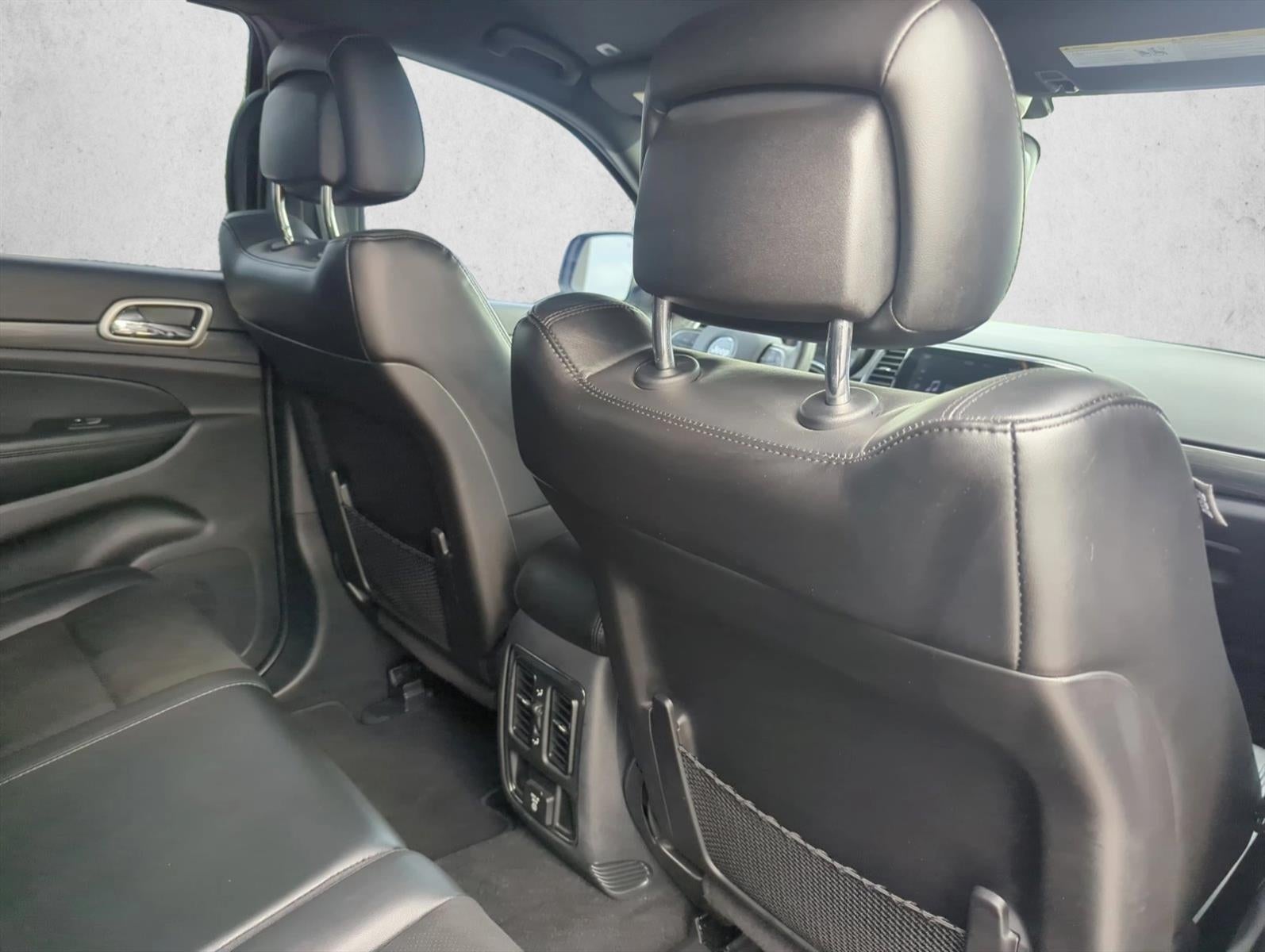 2019 Jeep Grand Cherokee Altitude 4x2