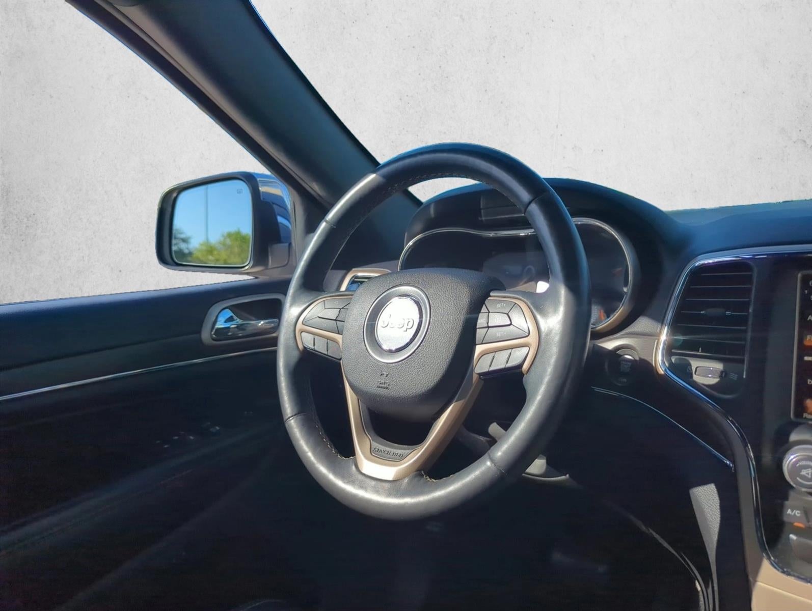 2017 Jeep Grand Cherokee Limited 4x2