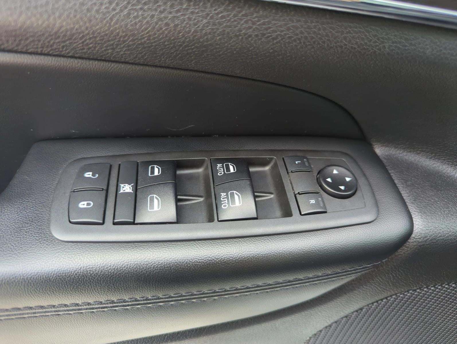 2018 Jeep Grand Cherokee Limited 4x2