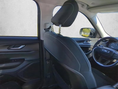 2024 Jeep Grand Cherokee Laredo X 4x2