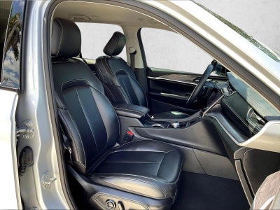 2023 Jeep Grand Cherokee Limited 4x2