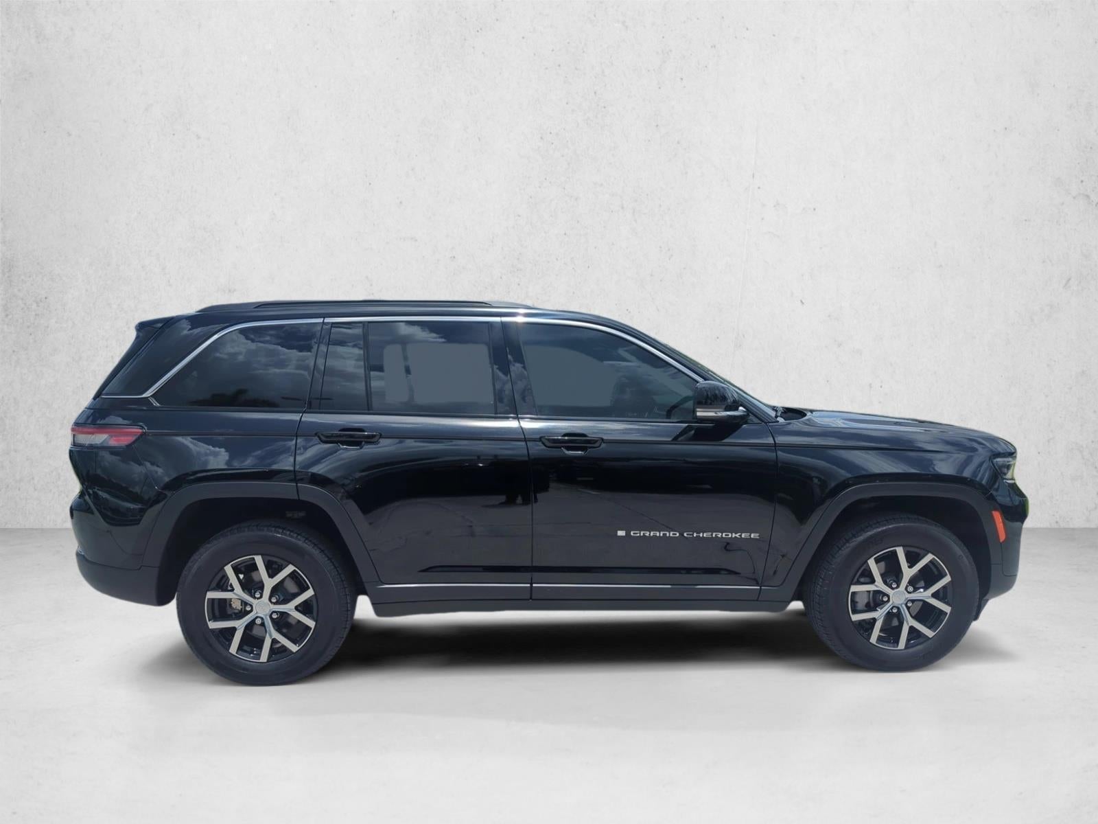2025 Jeep Grand Cherokee Limited 4x2