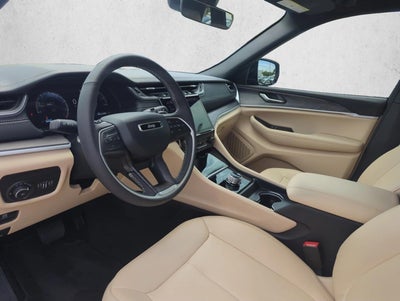 2025 Jeep Grand Cherokee Limited 4x2