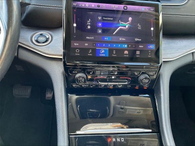 2022 Jeep Grand Cherokee Limited 4x2