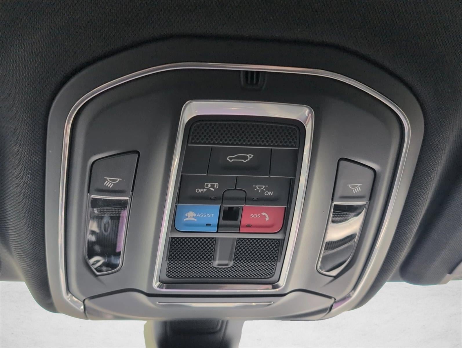 2025 Jeep Grand Cherokee Limited 4x2
