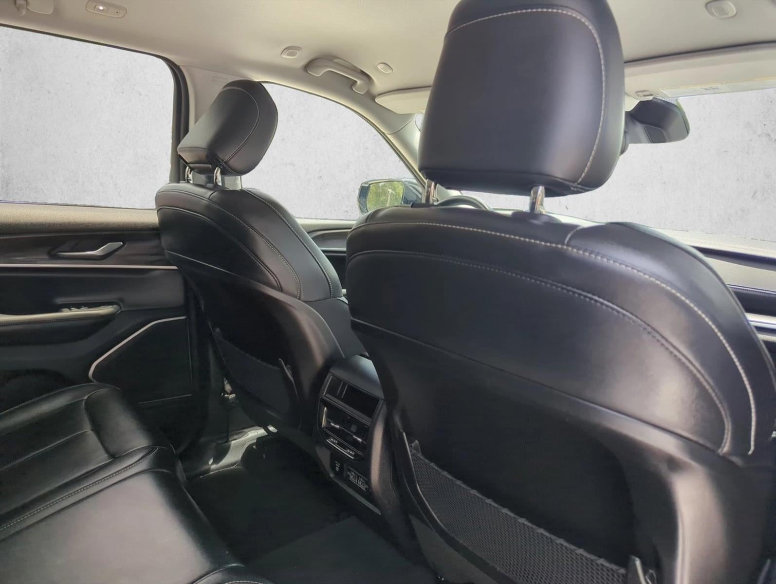 2022 Jeep Grand Cherokee Limited 4x2