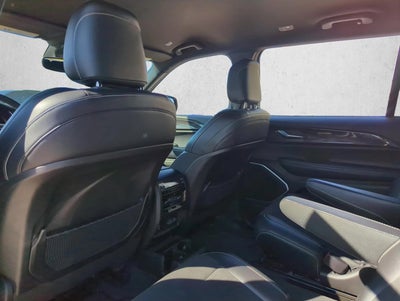 2022 Jeep Grand Cherokee L Altitude 4x2