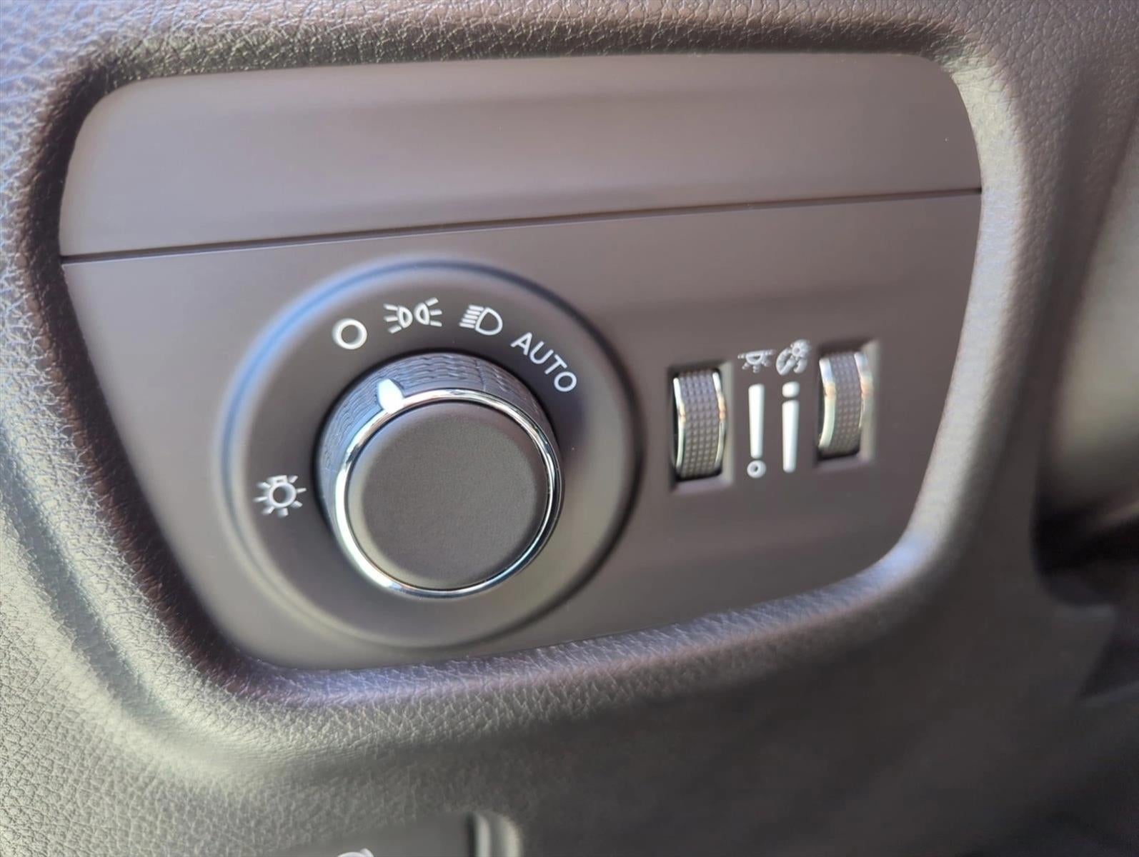 2022 Jeep Grand Cherokee L Altitude 4x2