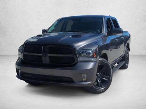 2017 RAM 1500 Night 4x4 Crew Cab 5'7" Box