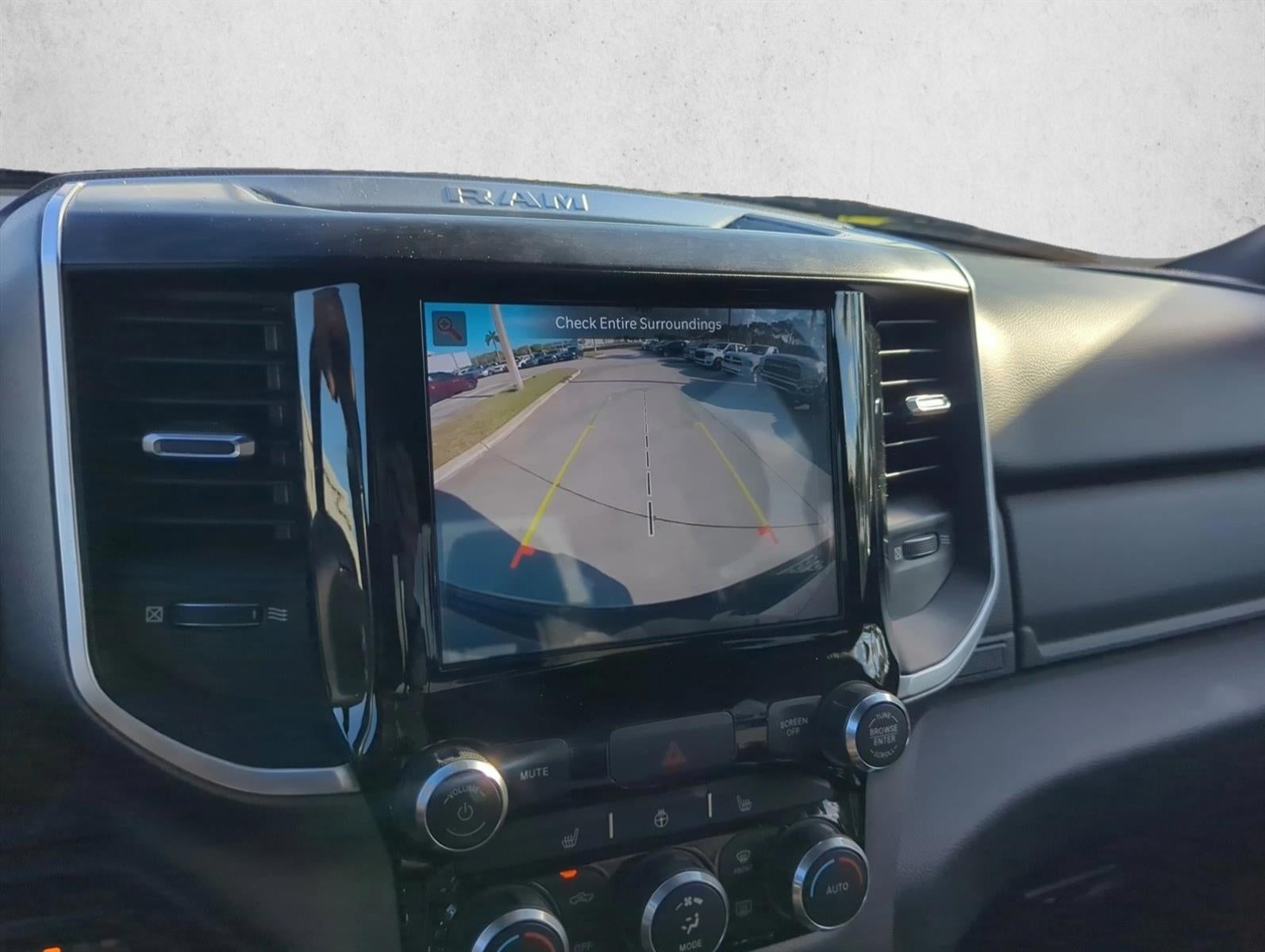 2022 RAM 1500 Big Horn 4x2 Quad Cab 6'4" Box