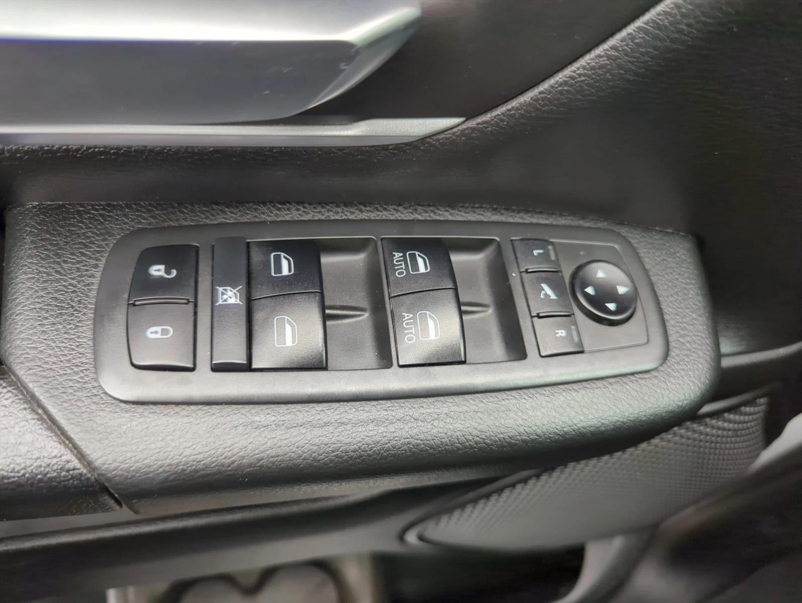 2019 RAM 1500 Big Horn/Lone Star 4x2 Crew Cab 5'7" Box