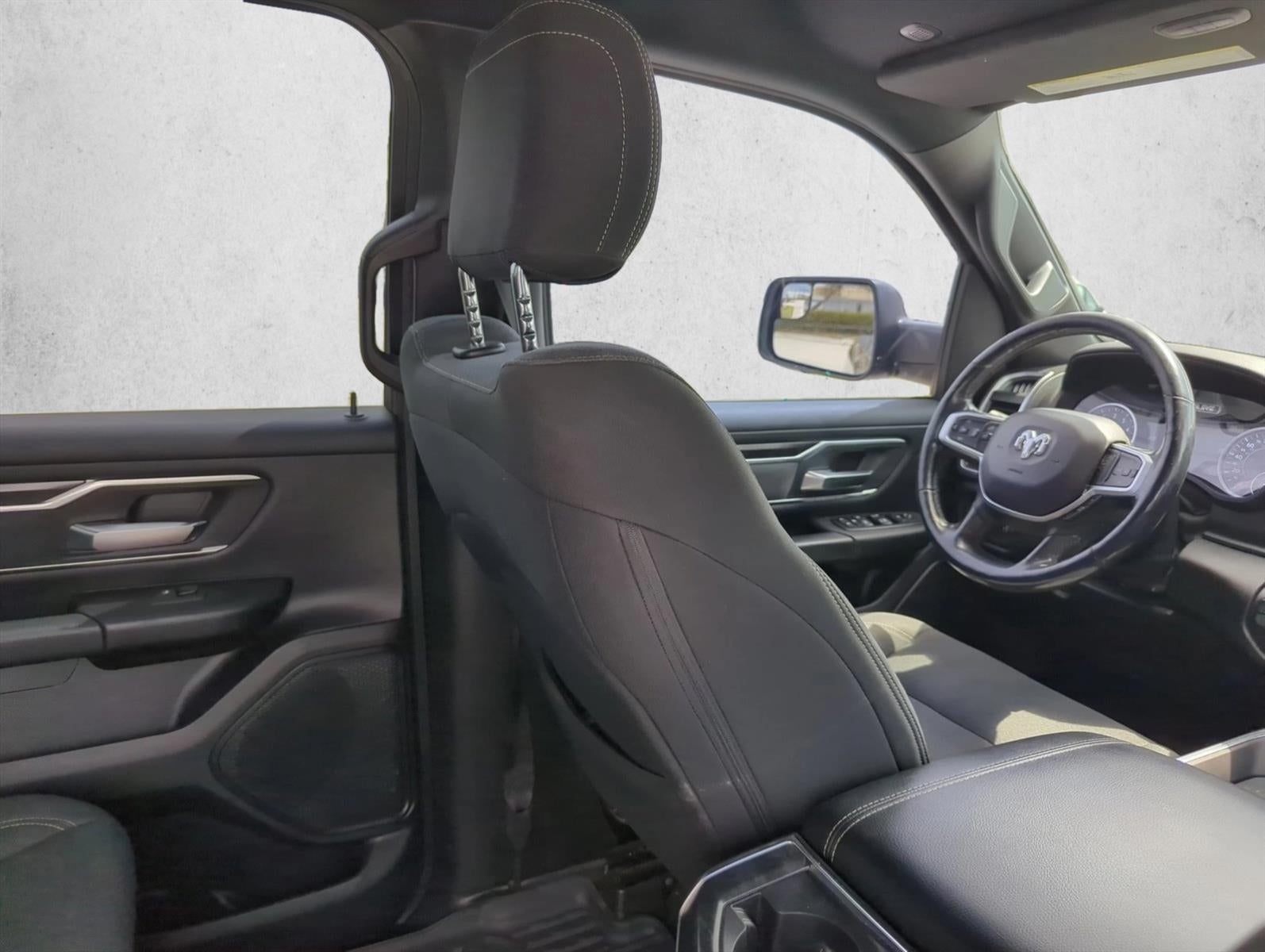 2019 RAM 1500 Big Horn/Lone Star 4x2 Crew Cab 5'7" Box