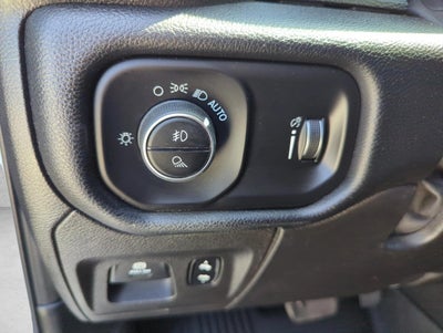 2020 RAM 1500 Lone Star 4x2 Crew Cab 5'7" Box