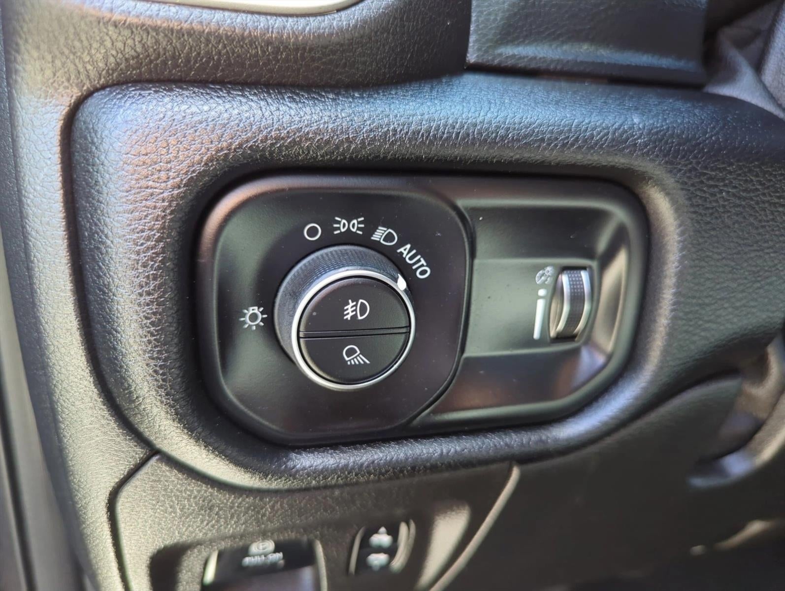 2022 RAM 1500 Big Horn 4x2 Crew Cab 5'7" Box