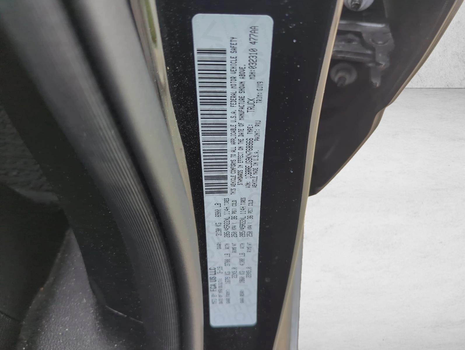 2019 RAM 1500 Laramie 4x2 Crew Cab 5'7" Box