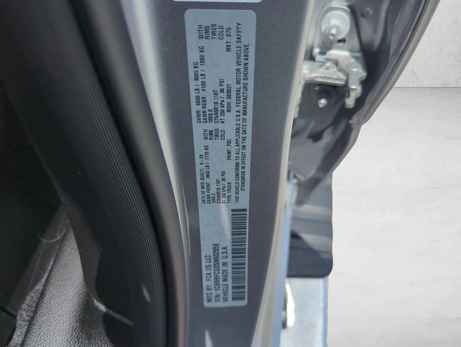 2025 RAM 1500 Tradesman 4x4 Quad Cab 6'4" Box