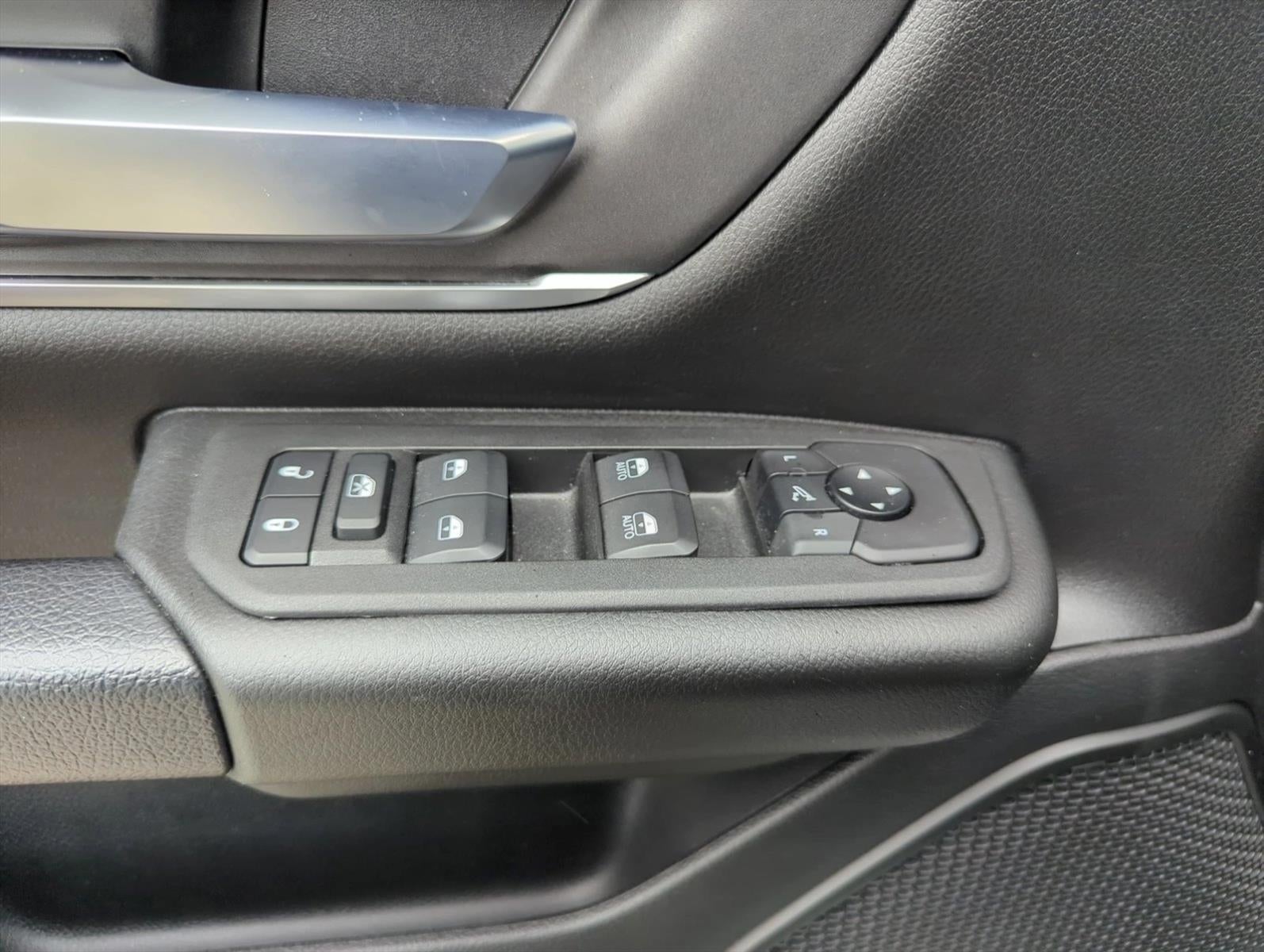 2025 RAM 1500 Big Horn 4x4 Crew Cab 5'7" Box