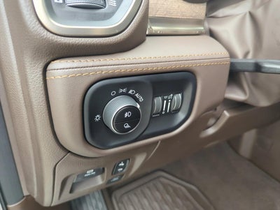 2025 RAM 1500 Longhorn 4x4 Crew Cab 5'7" Box