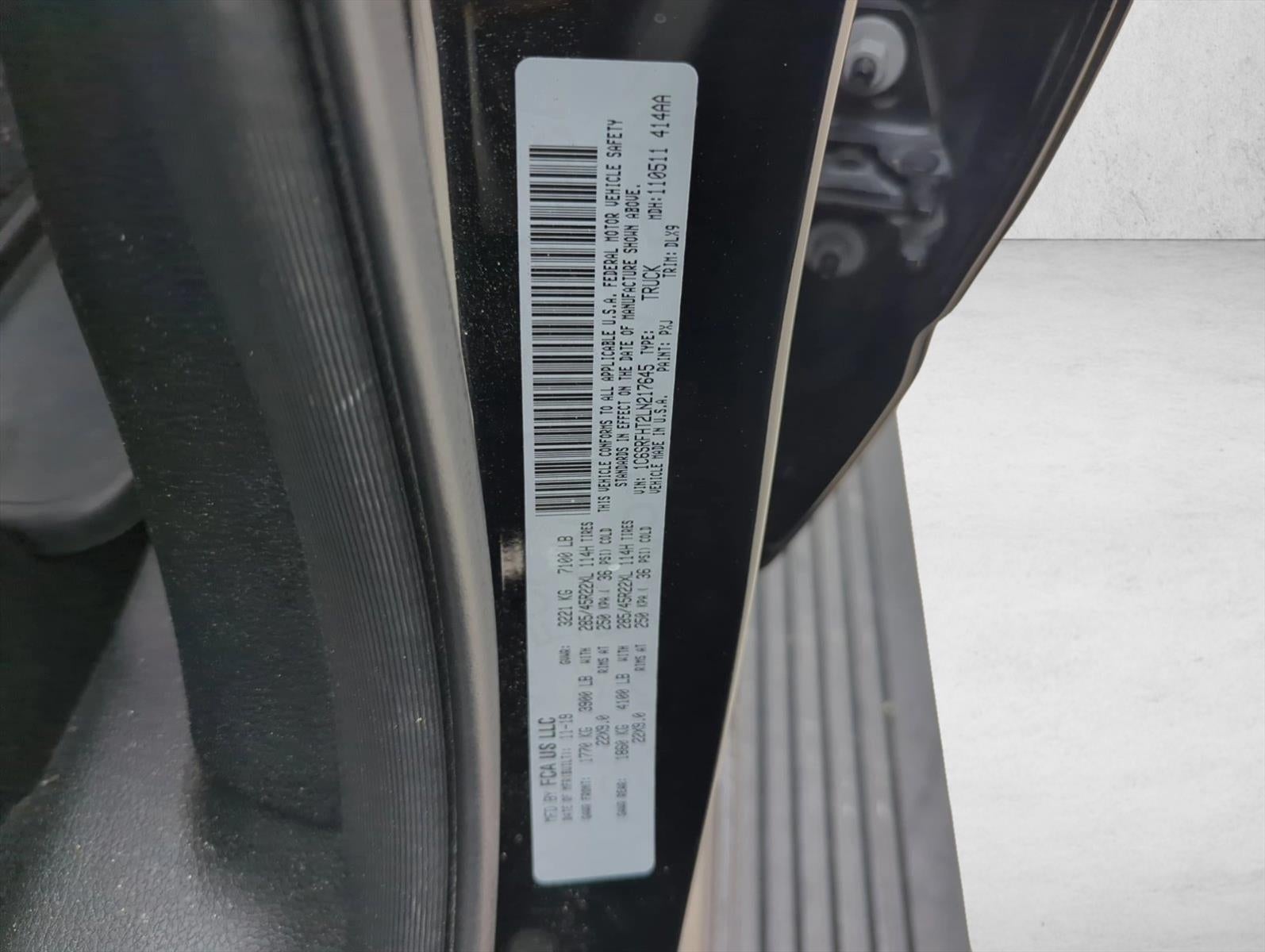 2020 RAM 1500 Limited 4x4 Crew Cab 5'7" Box