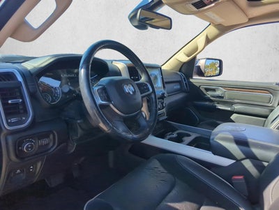 2019 RAM 1500 Laramie 4x4 Crew Cab 5'7" Box