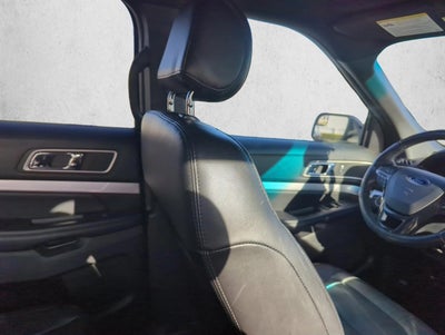 2016 Ford Explorer FWD 4dr XLT