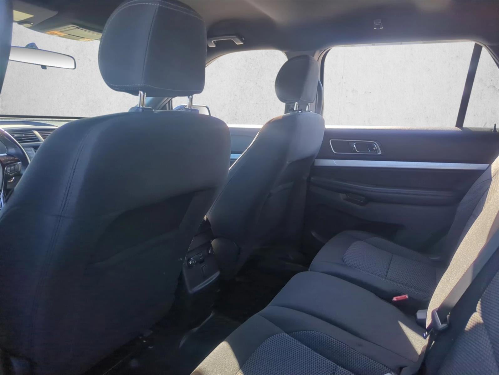 2017 Ford Explorer XLT FWD