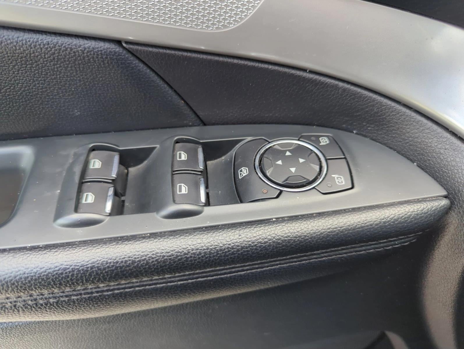 2016 Ford Explorer 4WD 4dr XLT