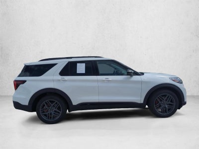 2025 Ford Explorer ST-Line RWD