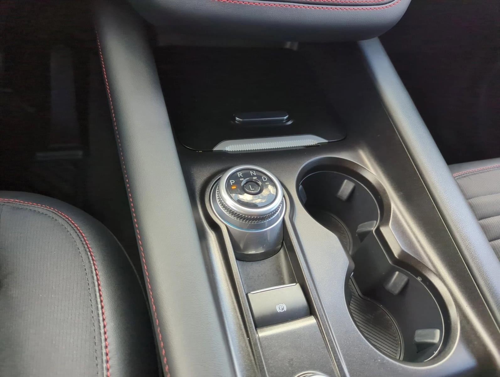 2025 Ford Explorer ST-Line RWD