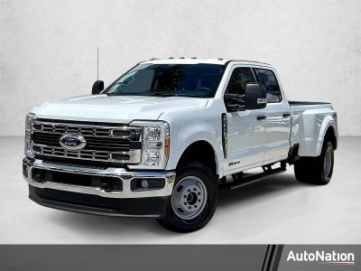2026 Ford Super Duty F-350 DRW XLT 4WD Crew Cab 8' Box