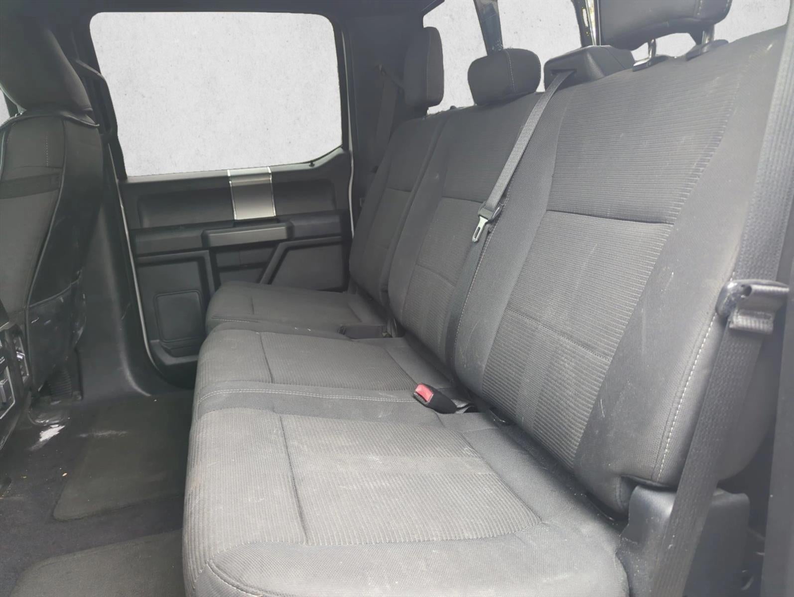 2016 Ford F-150 2WD SuperCrew 5-1/2 Ft Box XLT