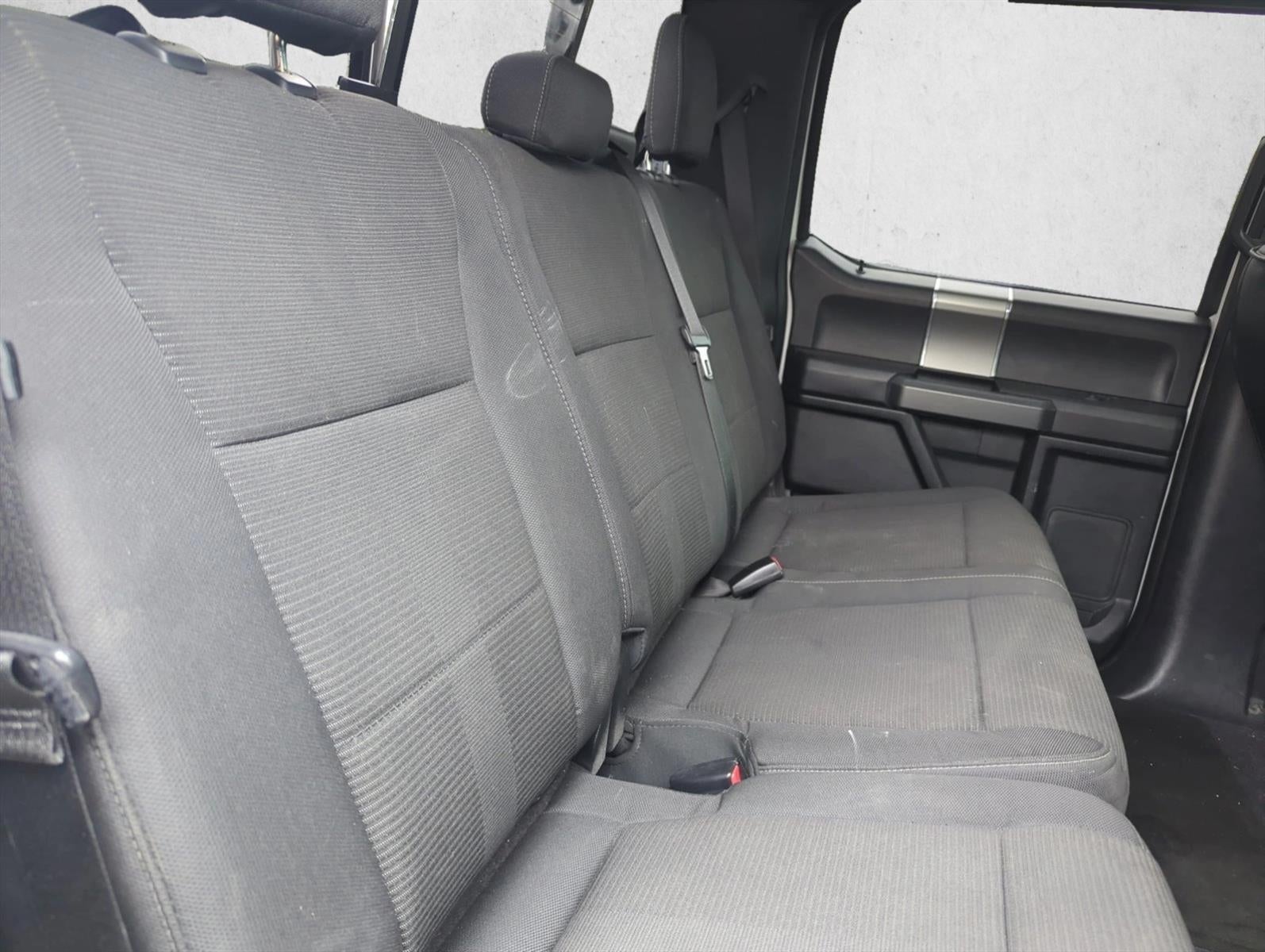 2016 Ford F-150 2WD SuperCrew 5-1/2 Ft Box XLT