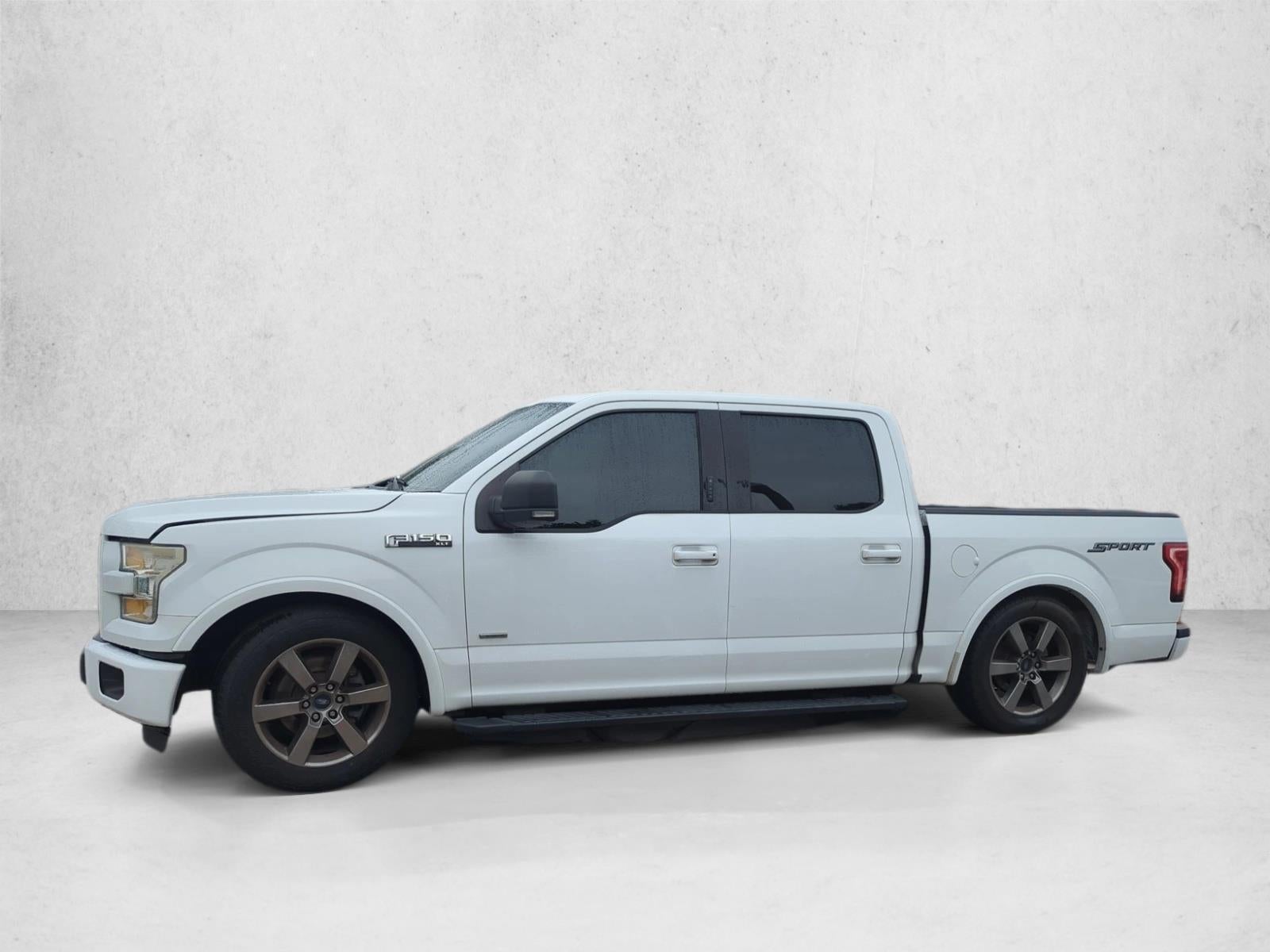 2016 Ford F-150 2WD SuperCrew 5-1/2 Ft Box XLT