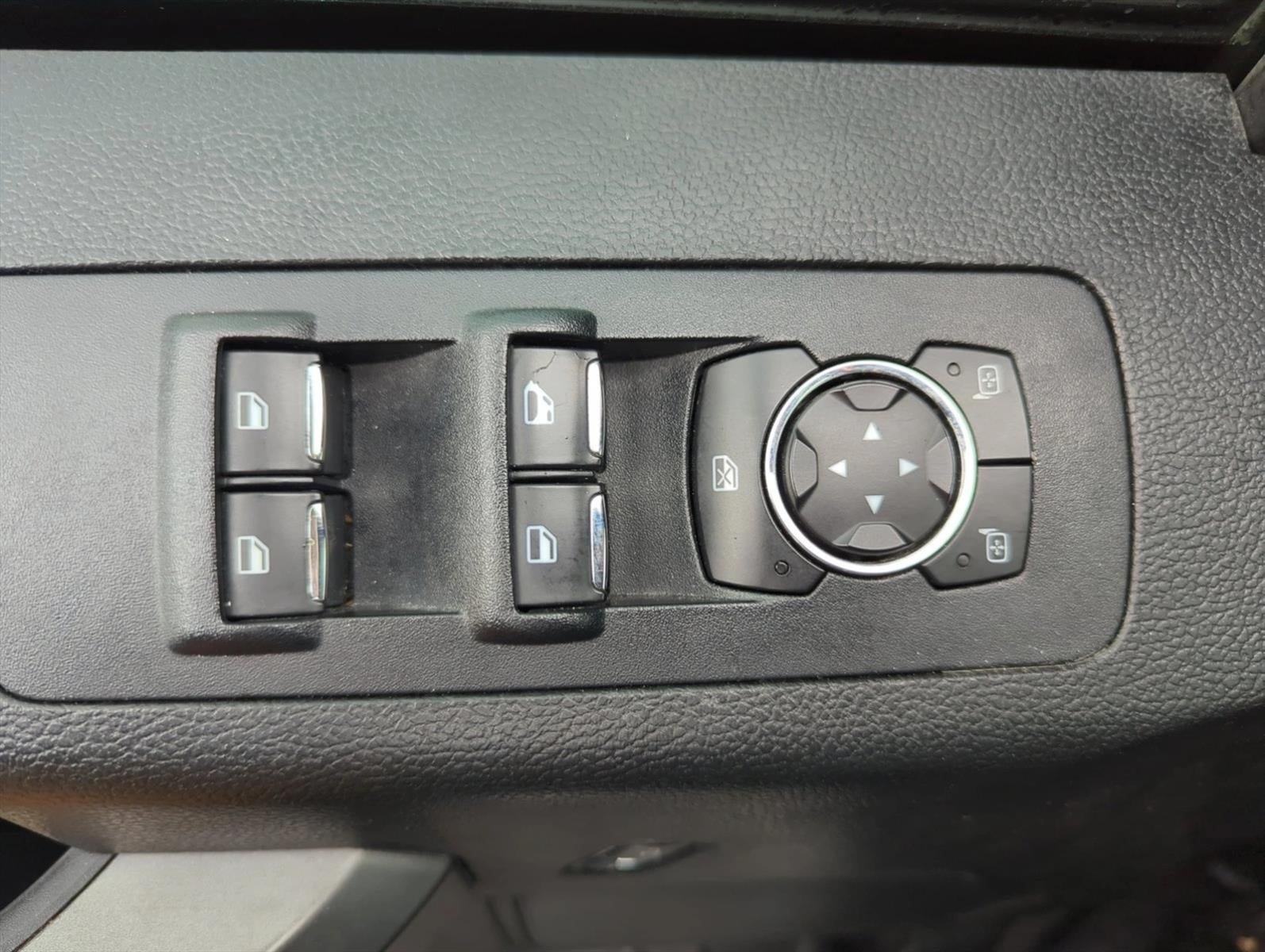 2016 Ford F-150 2WD SuperCrew 5-1/2 Ft Box XLT