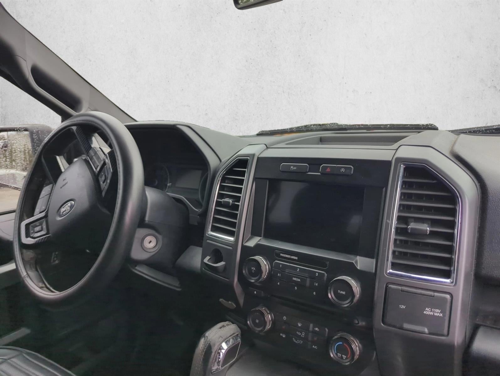 2016 Ford F-150 2WD SuperCrew 5-1/2 Ft Box XLT