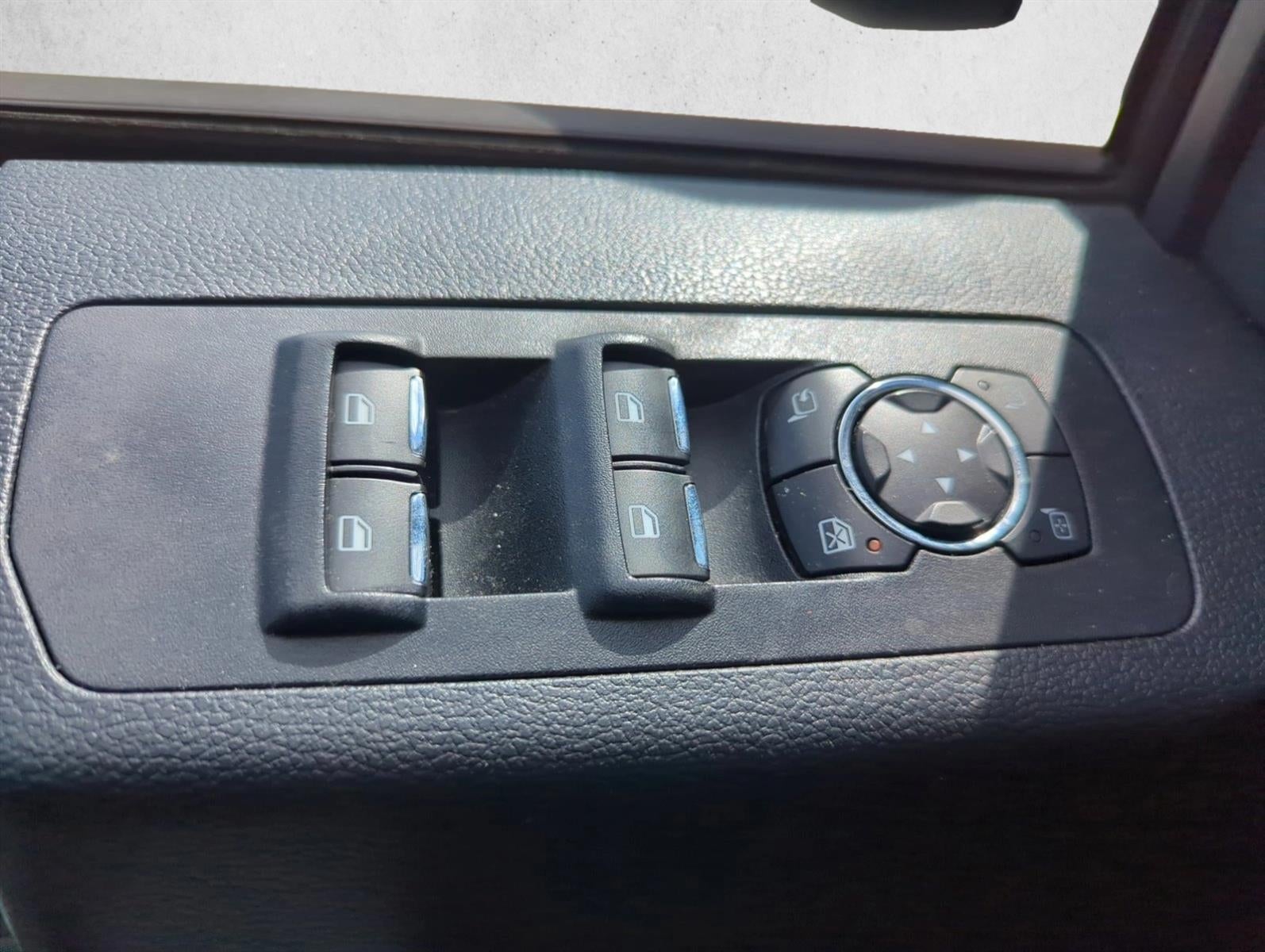 2015 Ford F-150 4WD SuperCrew 5-1/2 Ft Box Lariat