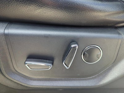 2015 Ford F-150 4WD SuperCrew 5-1/2 Ft Box Lariat