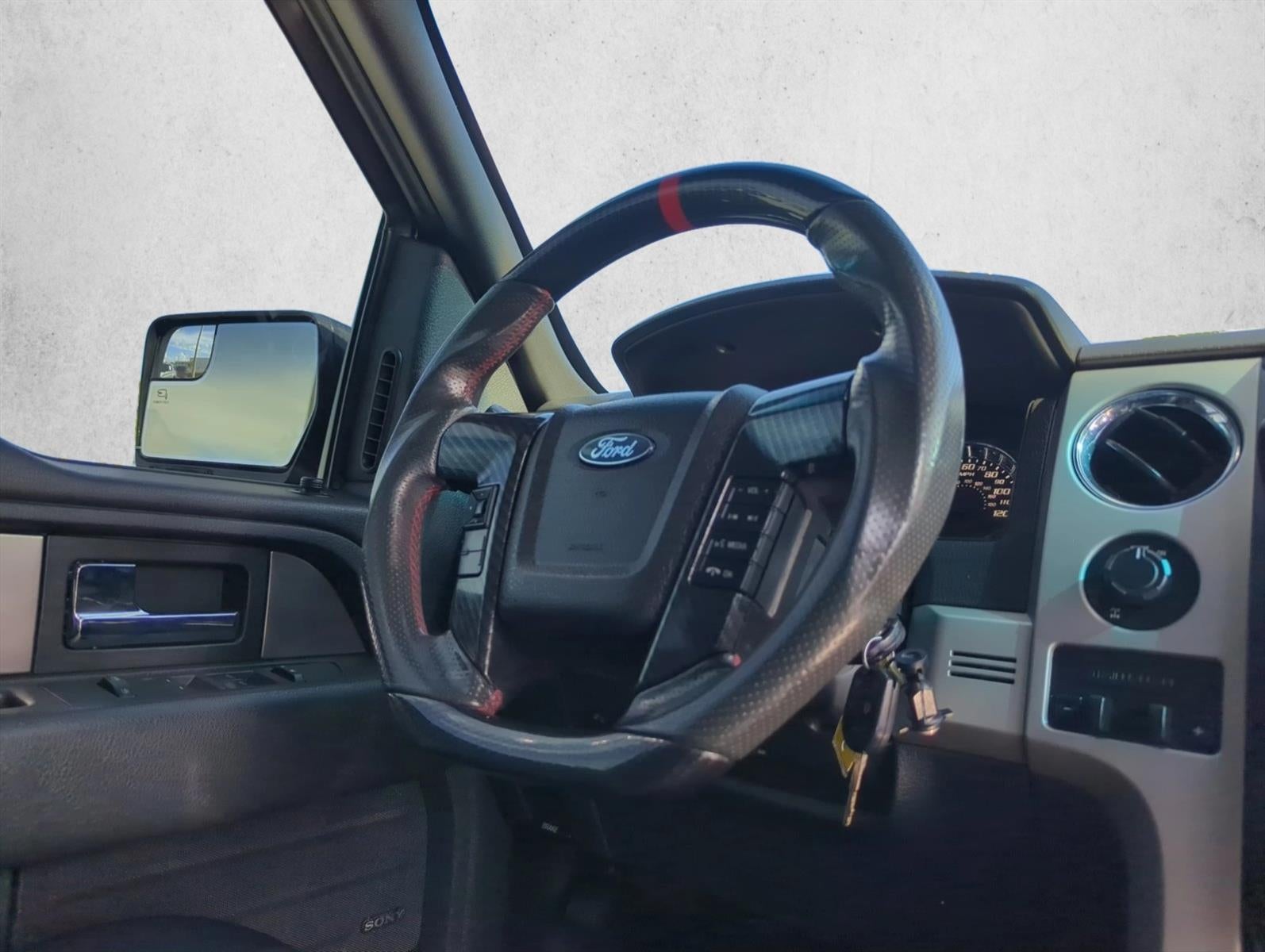 2014 Ford F-150 2WD SuperCrew 5-1/2 Ft Box FX2