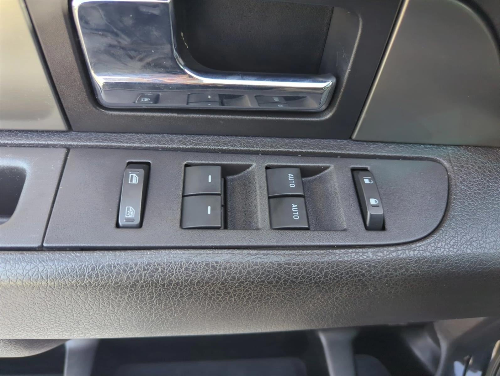 2014 Ford F-150 2WD SuperCrew 5-1/2 Ft Box FX2