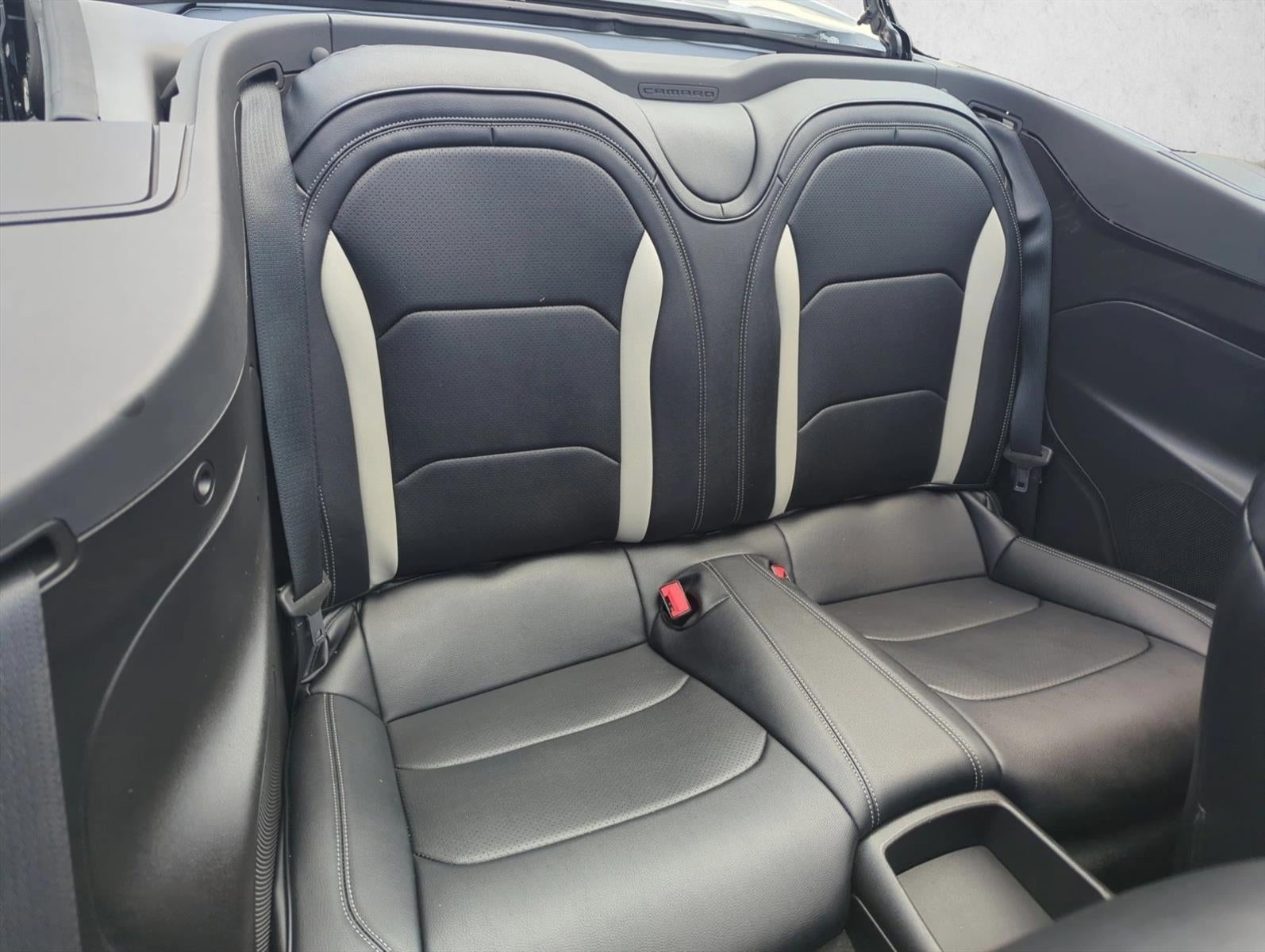 2022 Chevrolet Camaro 2dr Convertible 1SS