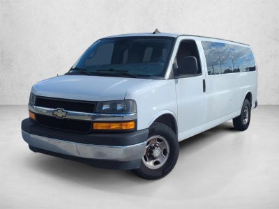 2019 Chevrolet Express Passenger 3500 Extended Wheelbase Rear-Wheel Drive 1LT