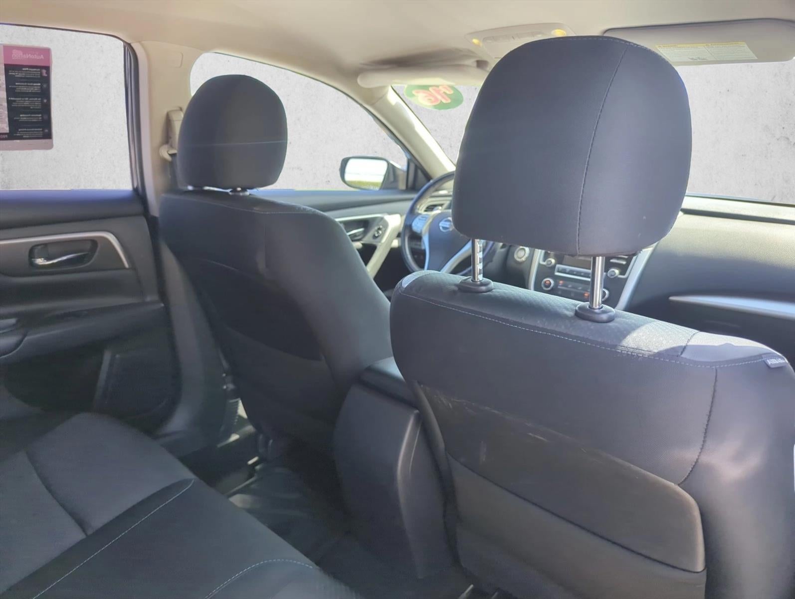 2016 Nissan Altima 4dr Sdn I4 2.5 SR