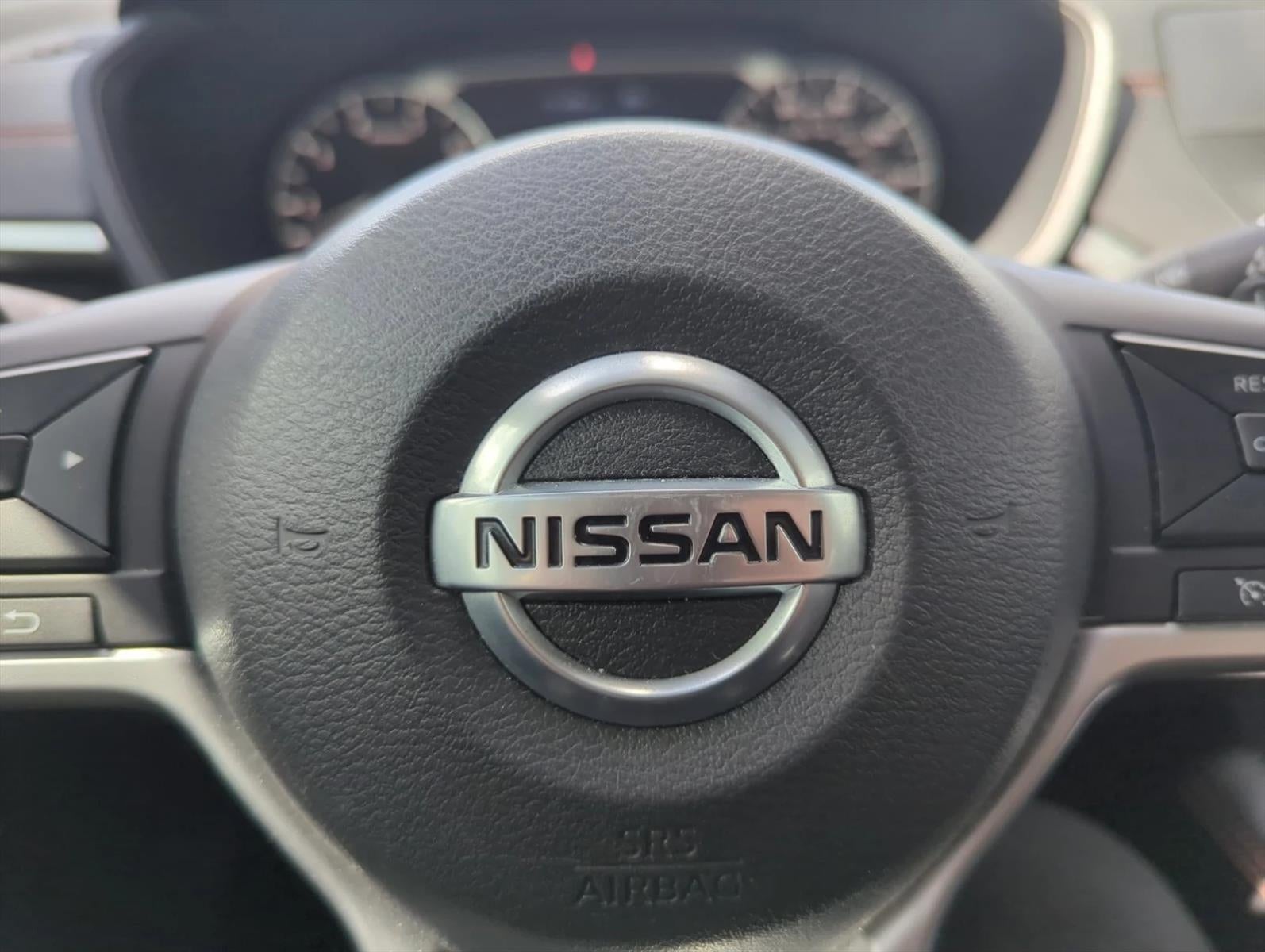 2022 Nissan Altima 2.5 SR Sedan