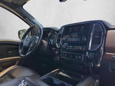2023 Nissan Titan 4x4 Crew Cab Platinum Reserve