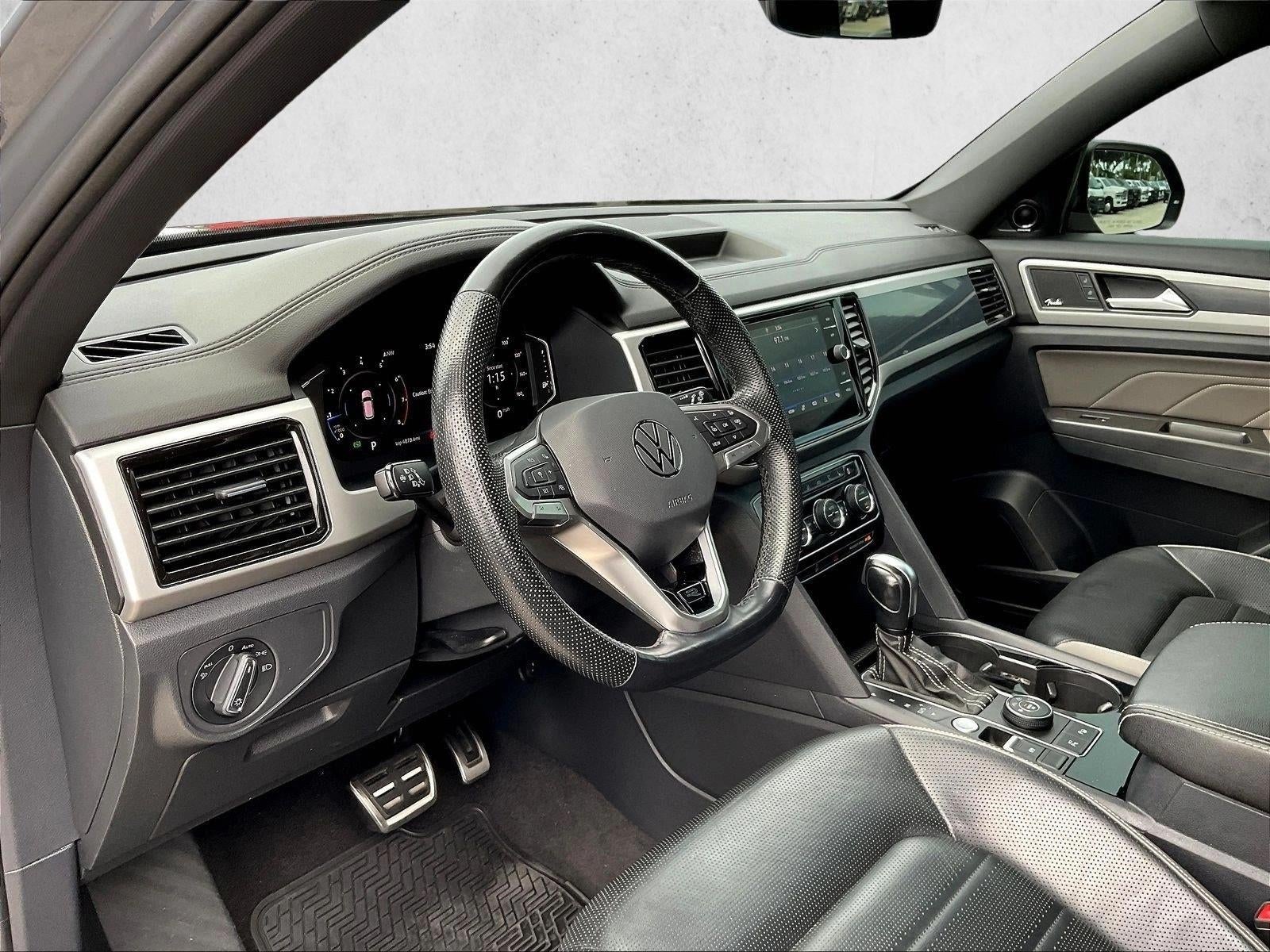 2023 Volkswagen Atlas Cross Sport 3.6L V6 SEL Premium R-Line 4MOTION