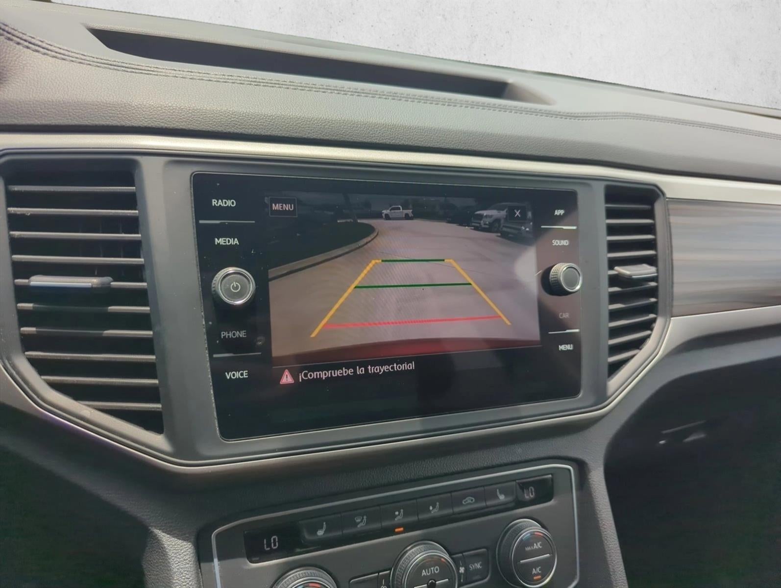2021 Volkswagen Atlas 3.6L V6 SE w/Technology FWD *Ltd Avail*
